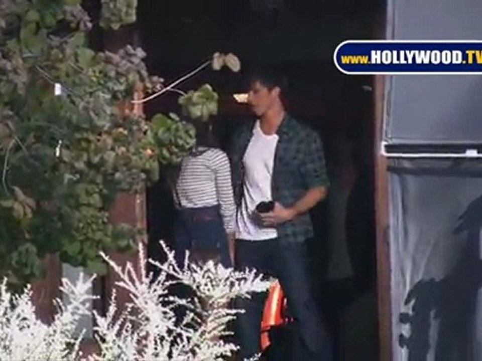 Shenae Grimes and Evan Ross Film a Scene for 90210