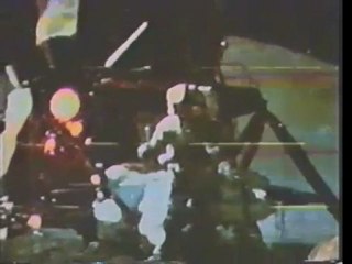 Feather and Hammer dropping on The Moon