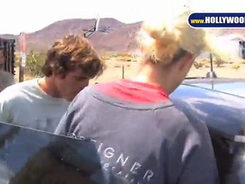 CELEBRITY GPS: Samantha Ronson Does the Walk of Shame