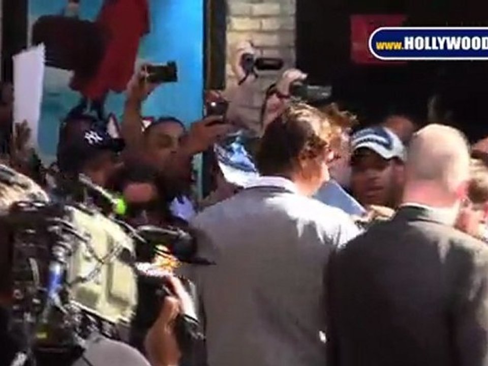 Celebrity GPS - Featuring Ashton Kutcher, Rafael Nadal, Holly Madison and Janice Dickinson