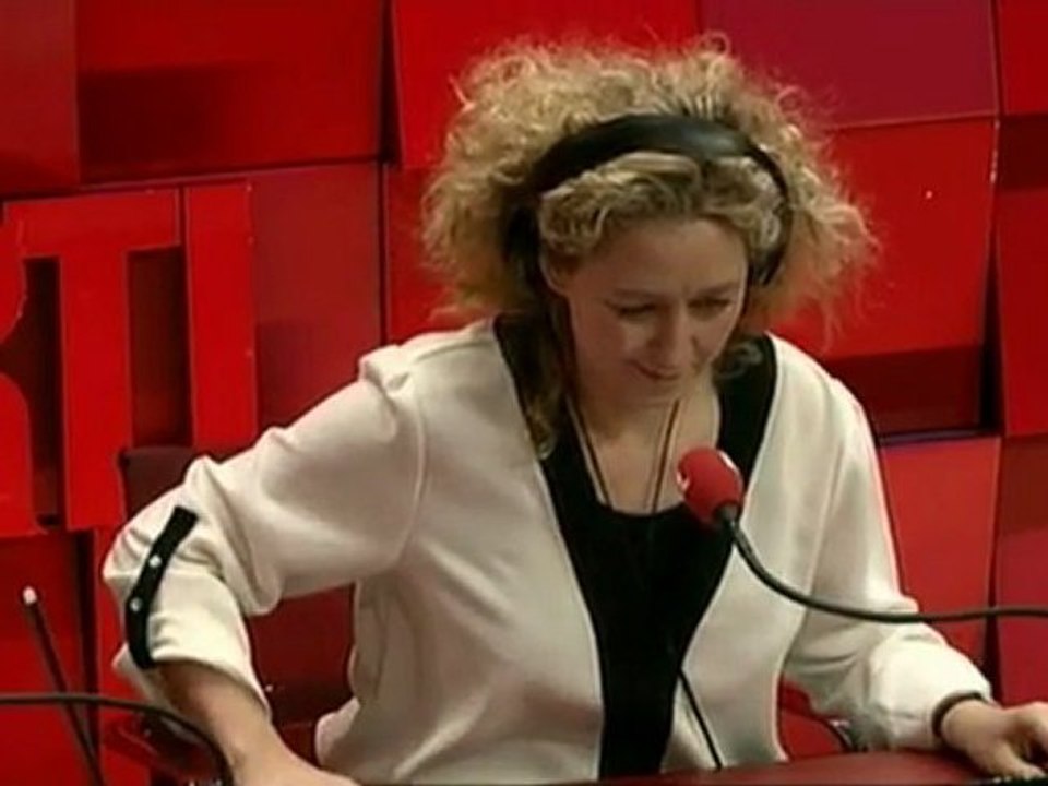 "Les Carnets d'Alba" : la guerre Marine Le Pen / Jean-Luc Mélenchon continue