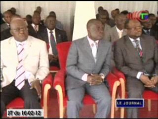 Remise officielle des archives portant sur divers aspect de la vie nationale congolaise