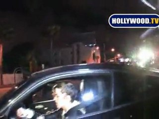 Samantha Ronson Gets Swarmed By Paparazzi