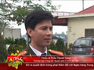 Ban Công tác thanh niên CATP Hà Nội tặng quà Tết tại Hải Phòng