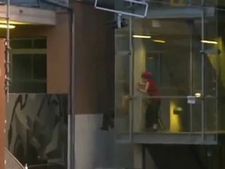 Freerunner sickest bail!