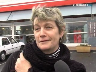 Les flashes crépitent sur l’autoroute A75