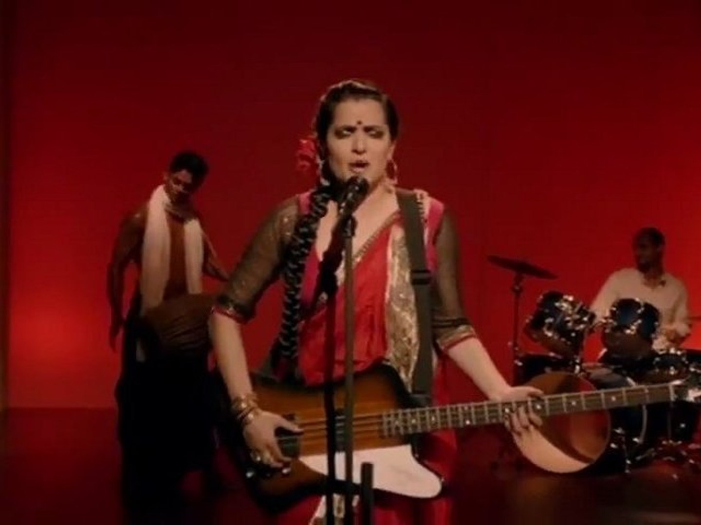 bedardi raja zara paas to aaja mp3