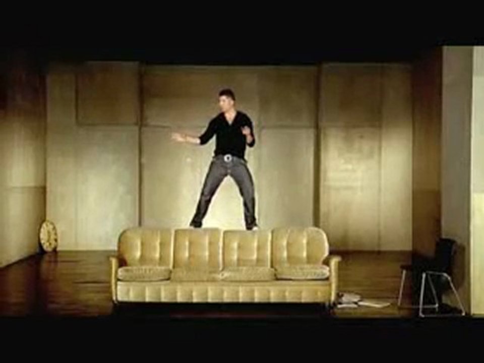 Özcan DENİZ  "Bİ DUDAKTAN Bİ YANAKTAN "