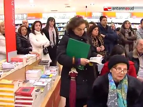 TG 17.02.12 Presentato a Bari l'ultimo libro di Salvatore A braccia aperte fra le nuvole