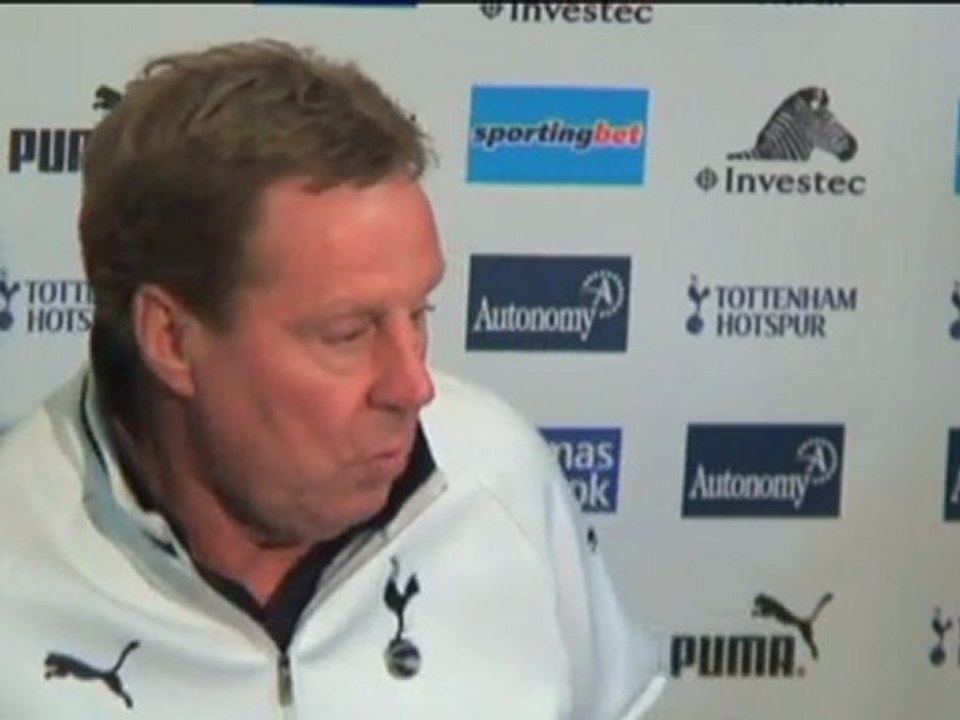 Fußballverband lässt redknapp zappeln