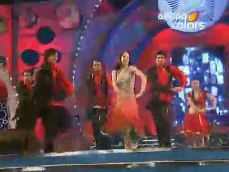 UMANG 11th FEBRUARY 2012 HQ (BIGGEST BOLLYWOOD CONCERT) PART 2/9 (MEDIAFIRE DL)