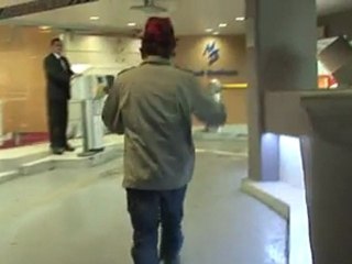 EXCLUSIVE: Emile Hirsch Turns Hobo at Soho House