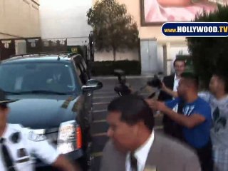 Justin Bieber Almost Incites Female Riot at the Grove