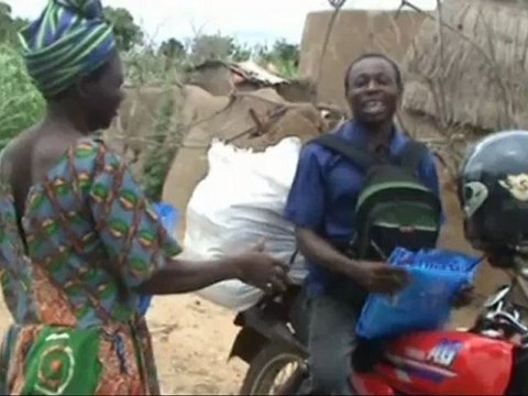 Ghana, Navro-Pungu I, Navrongo: Bednet distributions