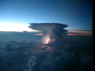 Fantastic footage of a lightning storm