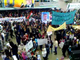 فري برس   القامشلي تلبي نداء حمص وتنتفض نصرة لها 17 2 2012