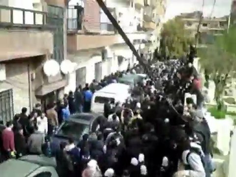 فري برس التشييع المهيب لشهيد المزة اسامة شعبان دمشق 16 2 2012