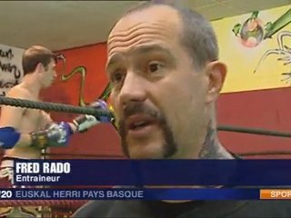 Stephane Susperregui double champion du monde de boxe thaï