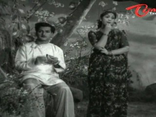 Balay Ammayilu Songs - Oho Bangaru - NTR - Savithri