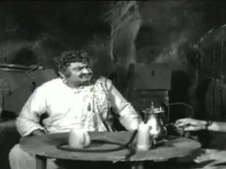 Bandhipotu Dongalu- Birth Secret of ANR