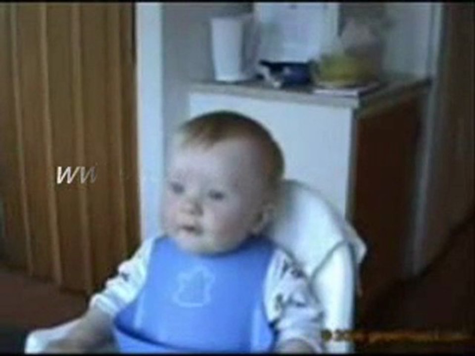 Gülen Bebek _ Genel komik _ Video Klipler