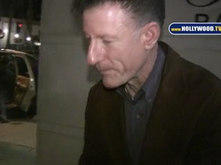 Lyle Lovett Signs Lucky Guitarist's 6-String