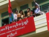 Suu Kyi campaigns in Myanmar delta