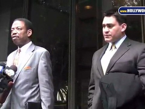 La Toya Jackson: 'It's Difficult to See Dr. Conrad Murray'