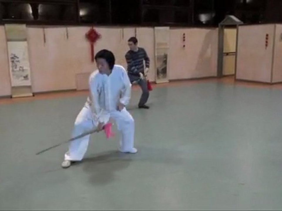 Tai Chi à l'Epée - Démo nouvel an chinois 2012