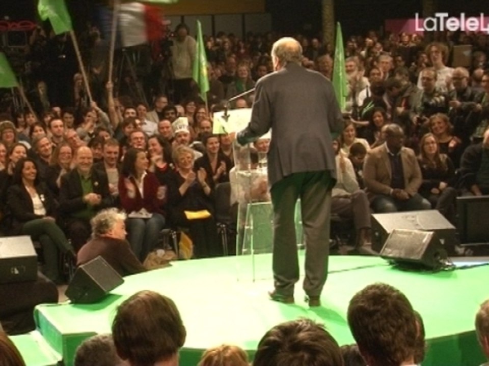 LES TÉNORS D'EELV SORTENT LEURS GRIFFES