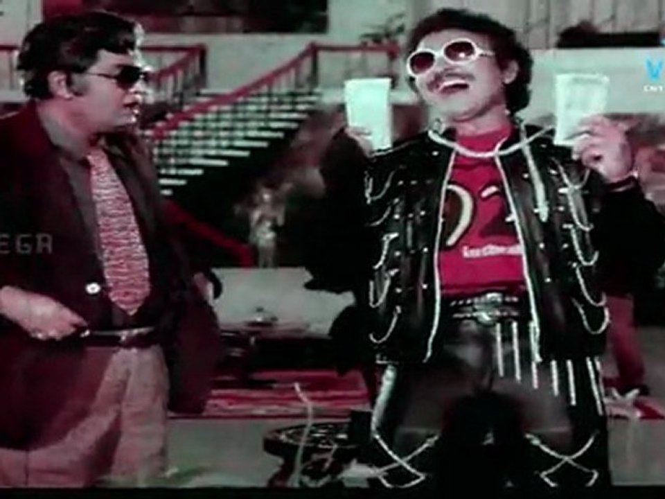 Dhorakani Dongalu - Sarath Babu As A Smuggler