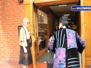 Amber Heard runs errands in L.A.