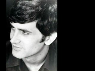 .Δυο Λουλούδια Σε Μια Γλάστρα .