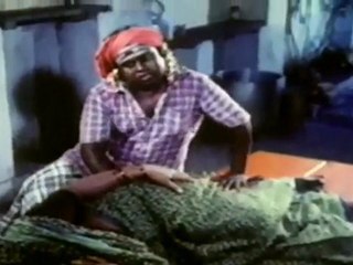 Sakala Kalaa Vaandukal - Senthil Walk In Sleep
