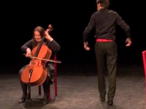 Spectacle JMF à St Jean de Braye : Refrains par la Compagnie Métalepse