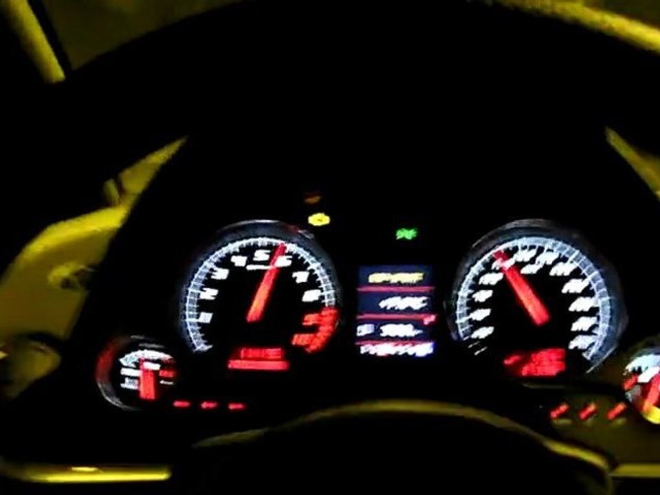 Lamborghini dans le tunnel
