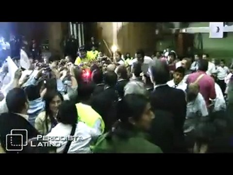 RAFAEL CORREA SE REUNE CON ECUATORIANOS EN MADRID