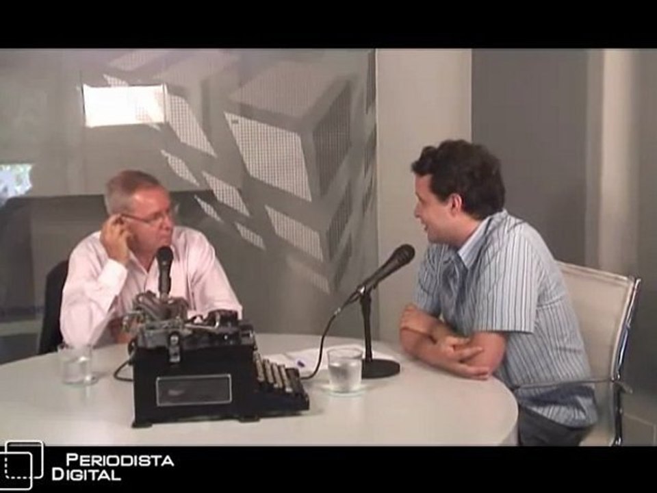 José Ángel de la Casa. La voz de los partidos de la selección española durante tres décadas.