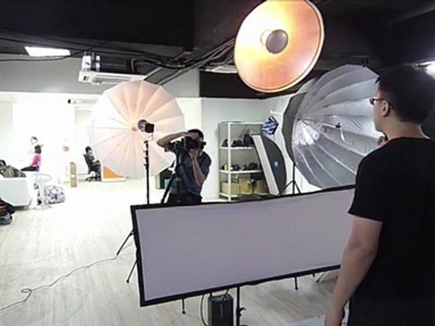 Photographer Ken Tam - behind the scene - Corporate portrait photography 1 - Hong Kong China