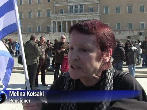 Greeks protest on eve of Eurogroup meeting