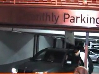 Jessica Simpson Leaves BOA Restaurant