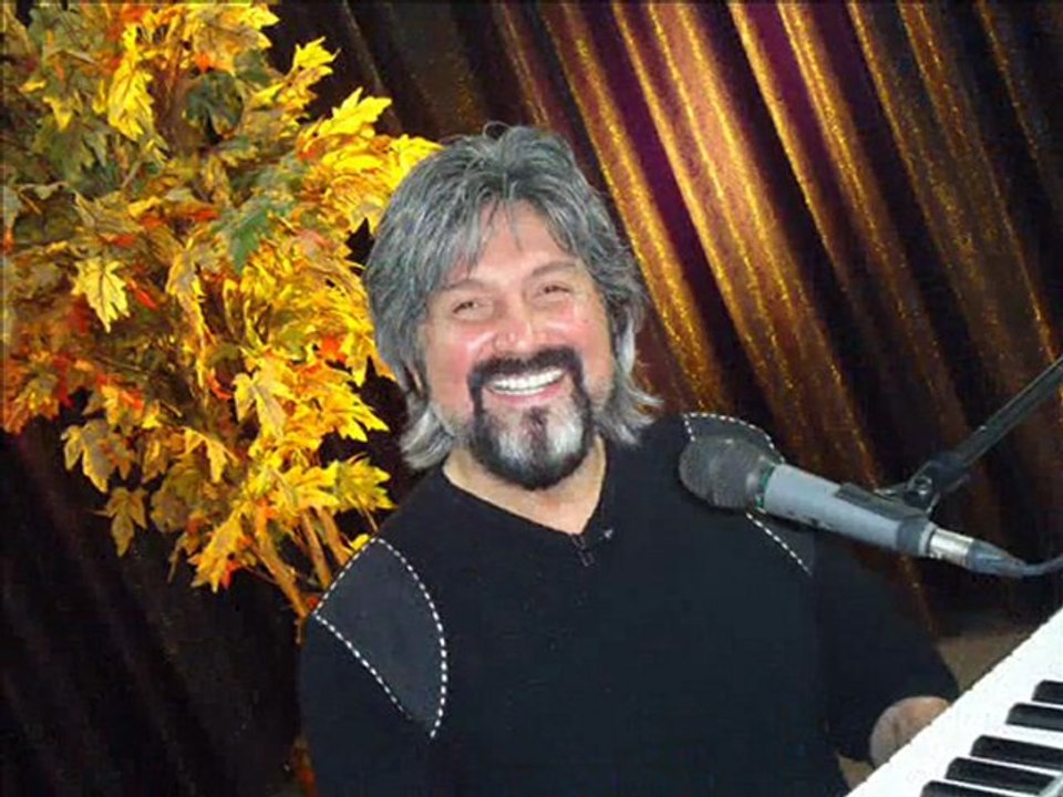 Yaşar YAĞMUR - Rüzgar Kırdı Dalımı