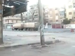 فري برس   معانات دخول الطحين الى احياء حمص ج2