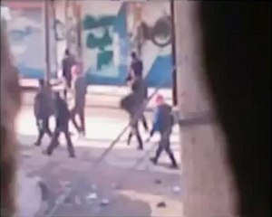 فري برس   حملة دهم وسرقة في القورية من قبل الجيش 17 2 2012