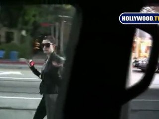 Anne Hathaway shops at the Gentleman Store