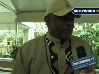 Lou Gossett Jr. Talks About Rihanna And Chris Brown