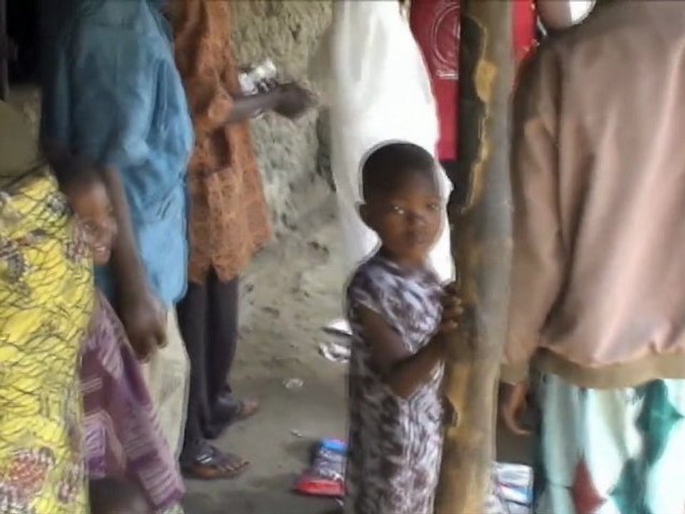 Sierra Leone, Malen: Bednet distribution