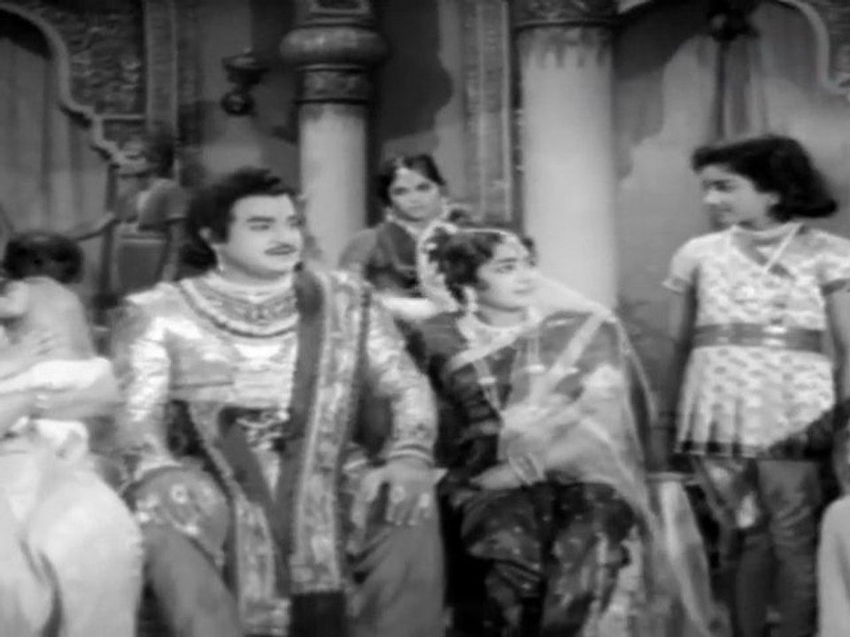 Ranabheri - King Appreciates His Son's