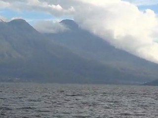 Sur le Lac Atitlan