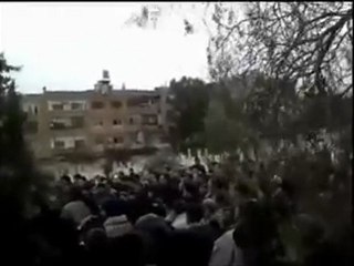 فري برس   دمشق المزة اثناء دفن الشهيد اسامة شعبان 16 2 2012